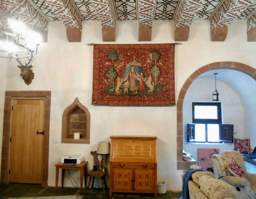 A Mon Seul Desir tapestry hanging in a tower