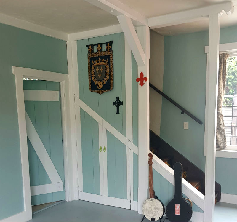 Blois Coat of Arms tapestry hanging