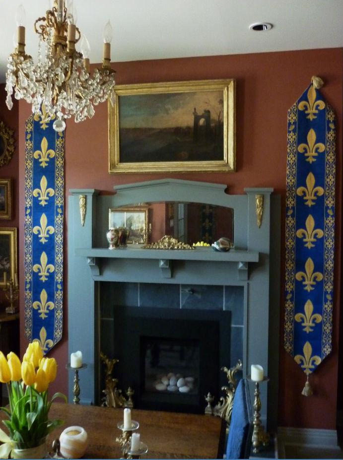 Fleur de Lys Blue table runners